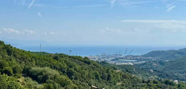 Casa Indipendente in vendita a Vado Ligure