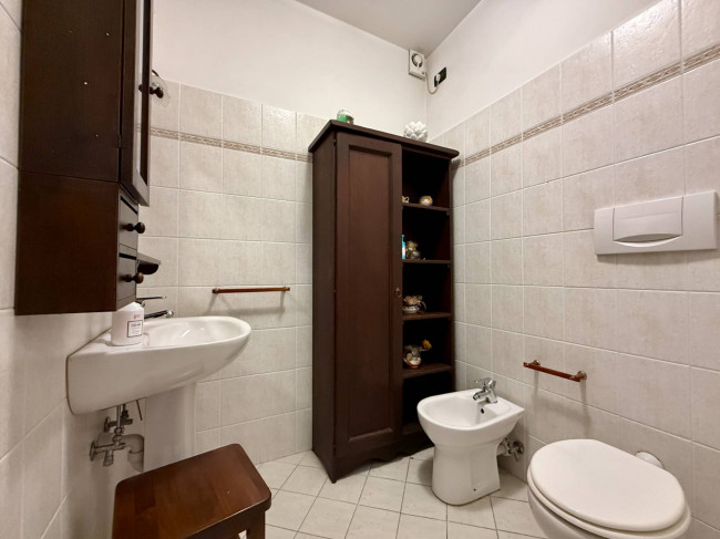 Casa Indipendente in vendita a Vado Ligure