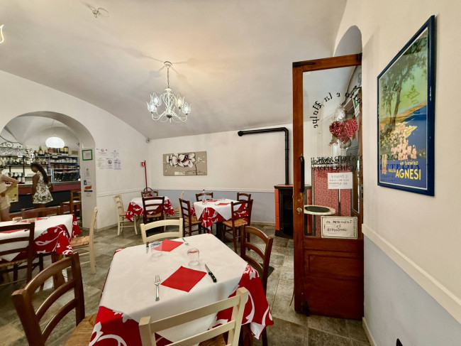 Ristorante in vendita a Pieve di Teco