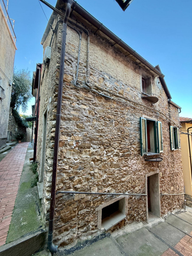 Rustico in vendita a Alassio