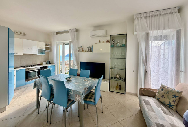 Dreizimmerwohnung zu verkaufen in Alassio
