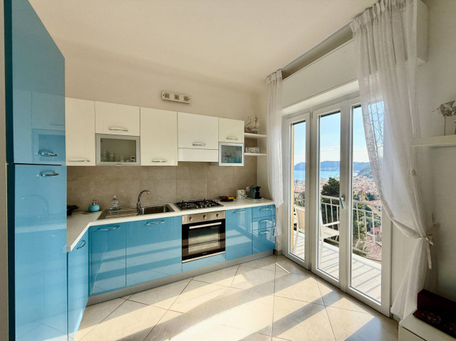3rooms flat for sale in Alassio