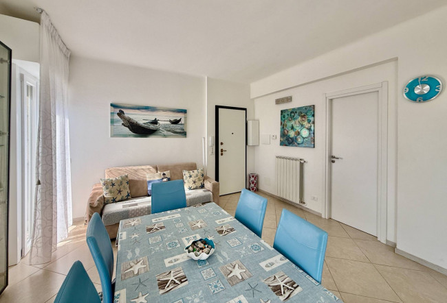 3rooms flat for sale in Alassio