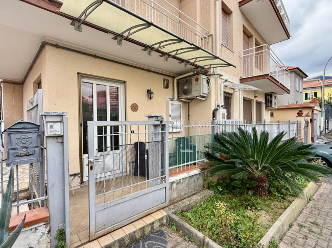 Zwei-Zimmer-Wohnung zu verkaufen in Loano