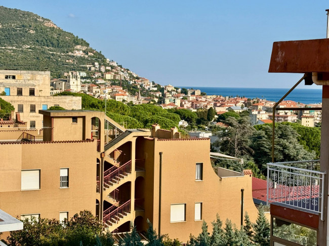Bilocale in vendita a Pietra Ligure