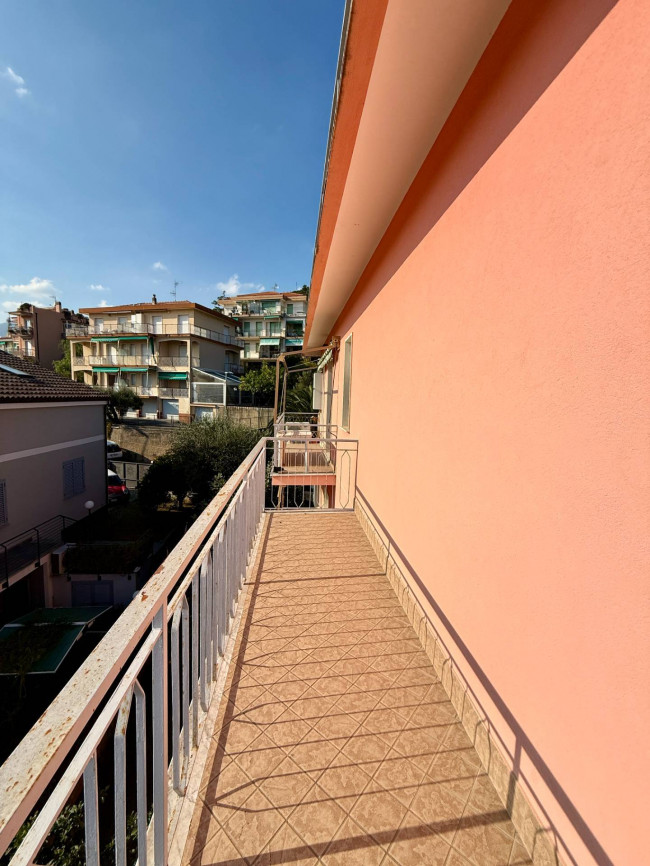 Bilocale in vendita a Pietra Ligure