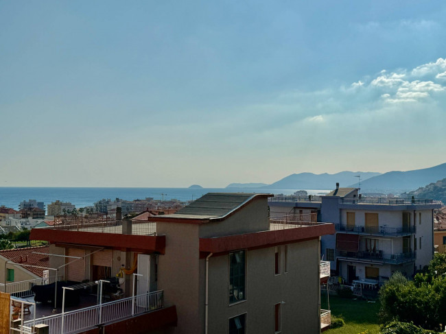 Bilocale in vendita a Pietra Ligure