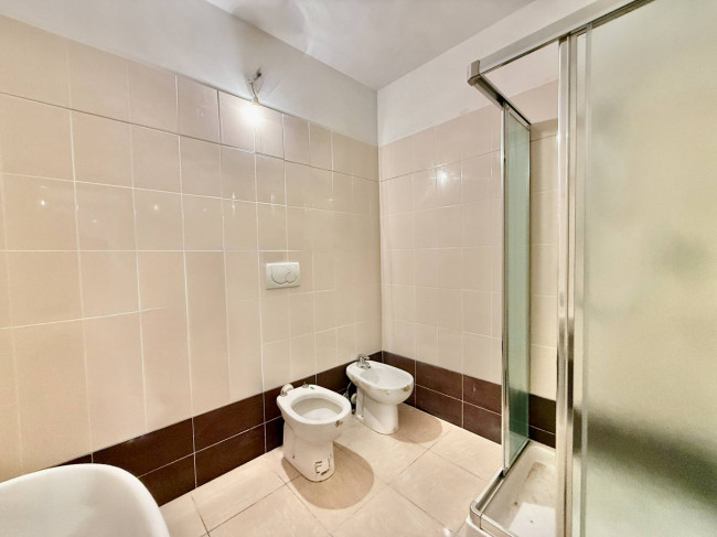 Palazzina indipendente in vendita a Diano Castello