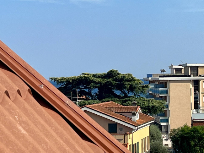 Two-roomed flat for sale in Loano