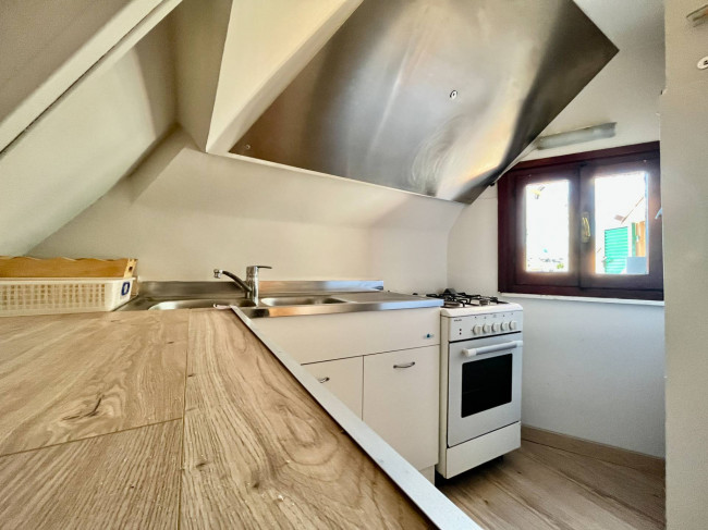 Two-roomed flat for sale in Loano