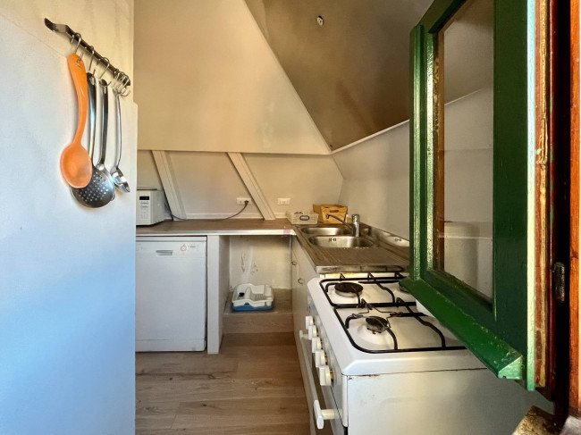 Two-roomed flat for sale in Loano