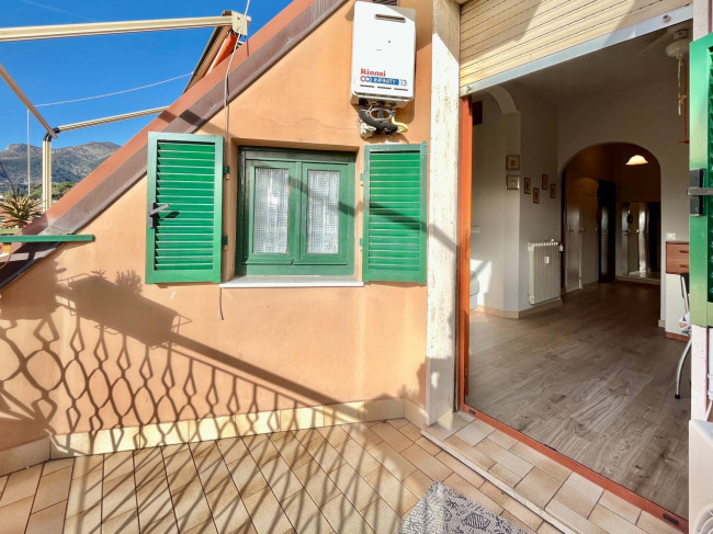 Two-roomed flat for sale in Loano