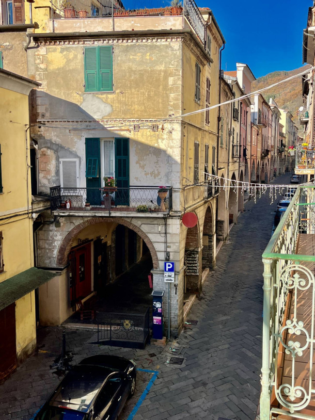 Quadrilocale in vendita a Pieve di Teco