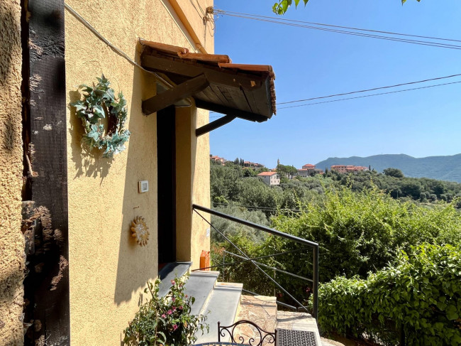 Appartamento in vendita a Villanova d'Albenga