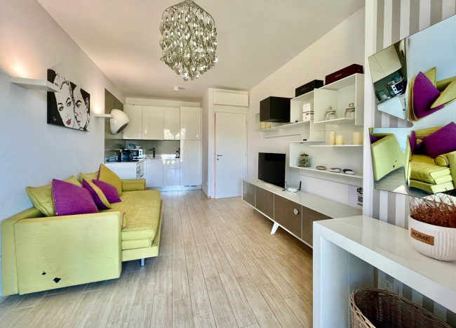 Bilocale in vendita a Pietra Ligure