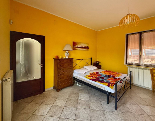 Casa Indipendente in vendita a Vado Ligure