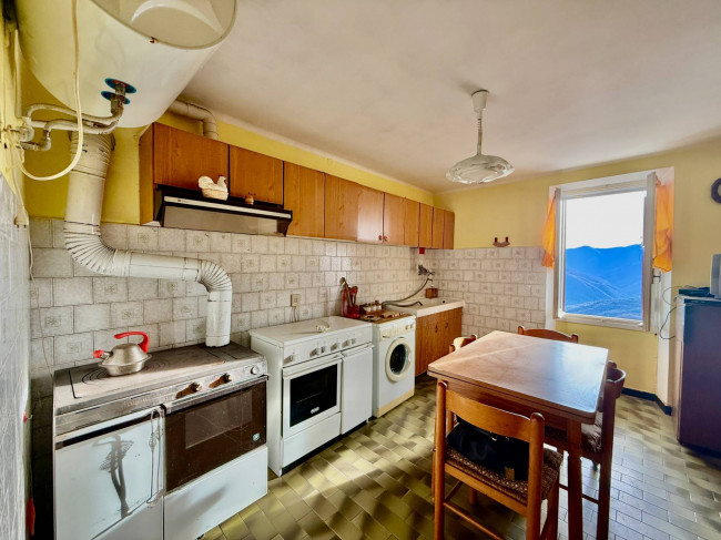 Casa Semindipendente in vendita a Aquila d'Arroscia