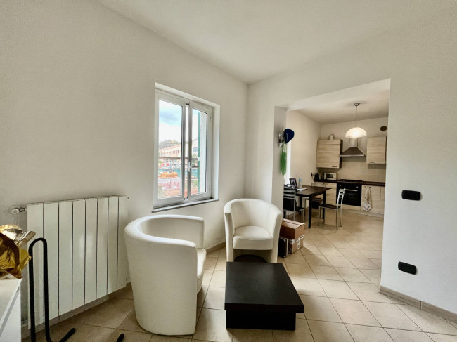 Trilocale in vendita a Finale Ligure