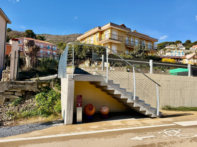 Trilocale in vendita a Andora