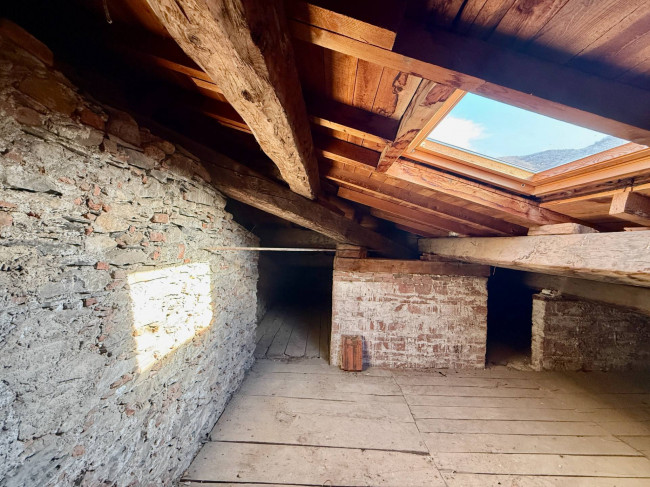 Appartamento in vendita a Pieve di Teco