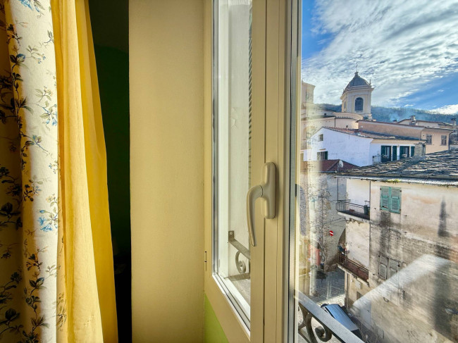 Appartamento in vendita a Pieve di Teco