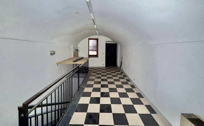 Shop for sale in Pieve di Teco