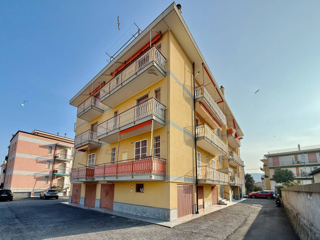 3rooms flat for sale in Loano