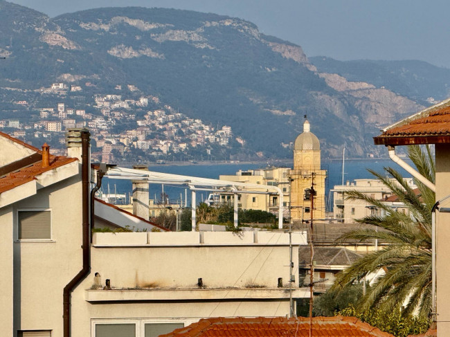 3rooms flat for sale in Loano