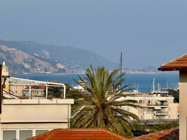 3rooms flat for sale in Loano