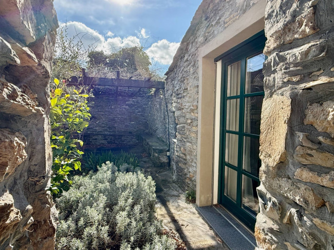 Casale in vendita a Ranzo