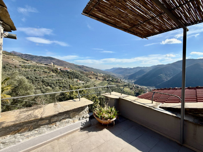 Casale in vendita a Ranzo