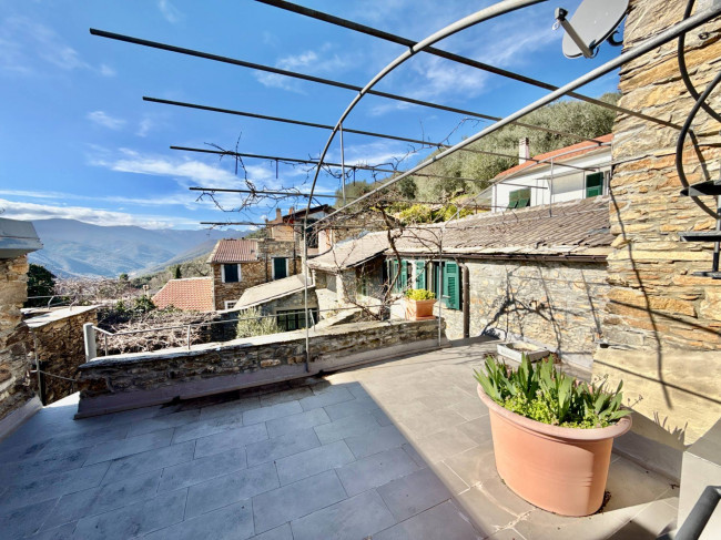 Casale in vendita a Ranzo