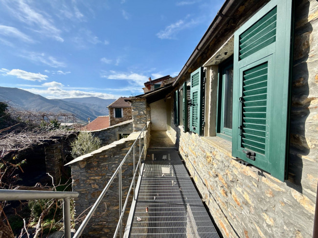 Casale in vendita a Ranzo