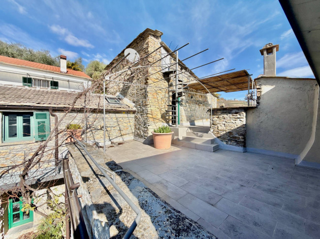 Casale in vendita a Ranzo