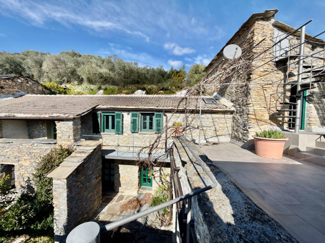 Casale in vendita a Ranzo