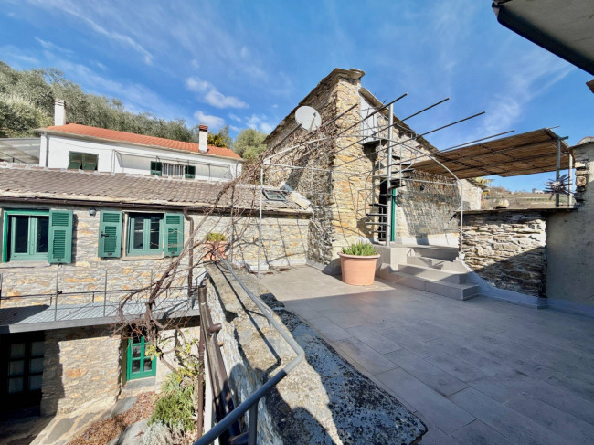 Casale in vendita a Ranzo