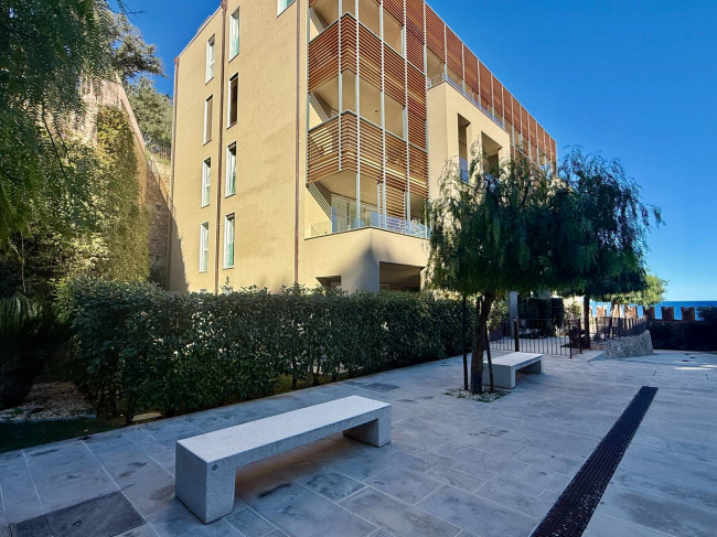 Bilocale Vista Mare in vendita a Borghetto Santo Spirito