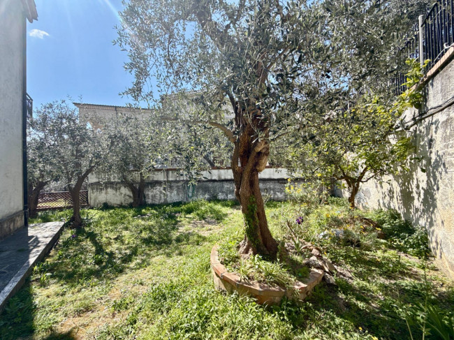 Villa zu verkaufen in Pietra Ligure