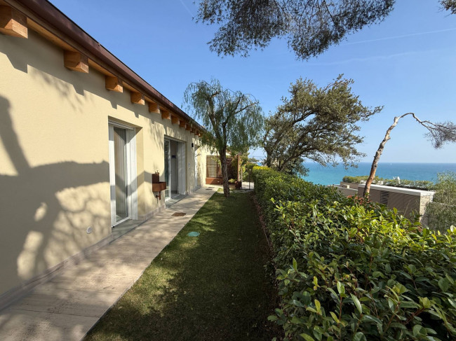 Trilocale in vendita a Borghetto Santo Spirito