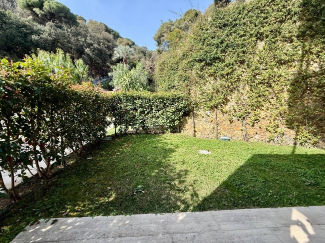 Bilocale con giardino in vendita a Borghetto Santo Spirito