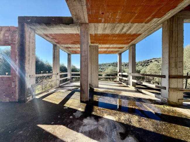 Villa zu verkaufen in Diano San Pietro