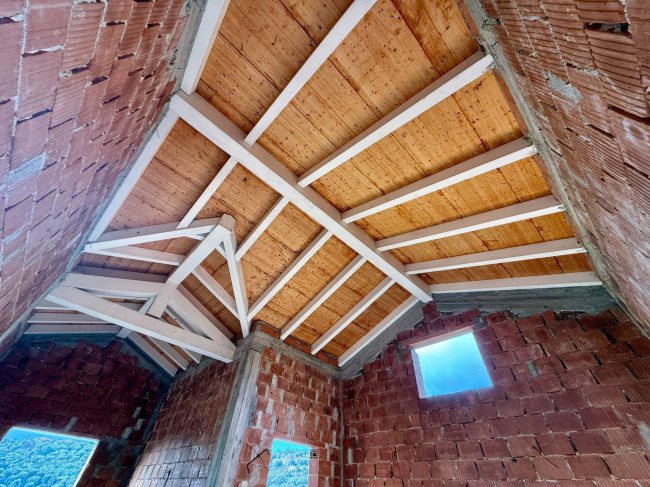 Villa zu verkaufen in Diano San Pietro