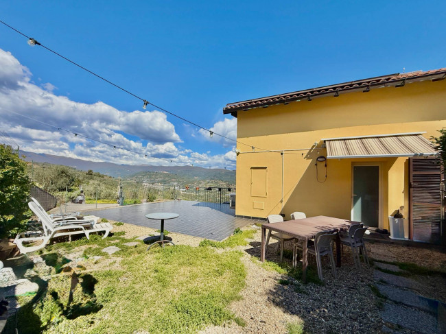 Terraced house for sale in Imperia