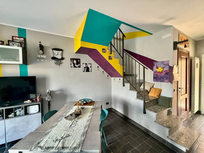 Terraced house for sale in Imperia