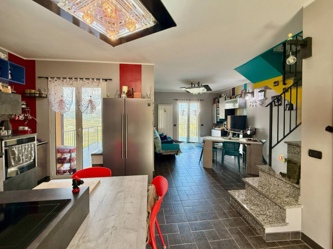 Terraced house for sale in Imperia