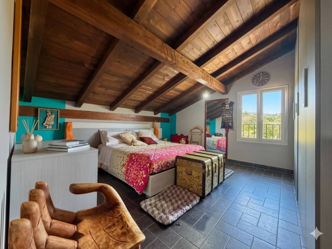 Terraced house for sale in Imperia