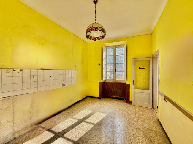 Quadrilocale in vendita a Pieve di Teco