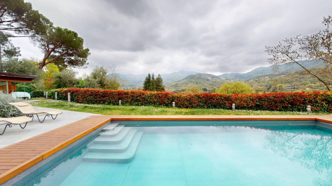 Villa in vendita a Garlenda