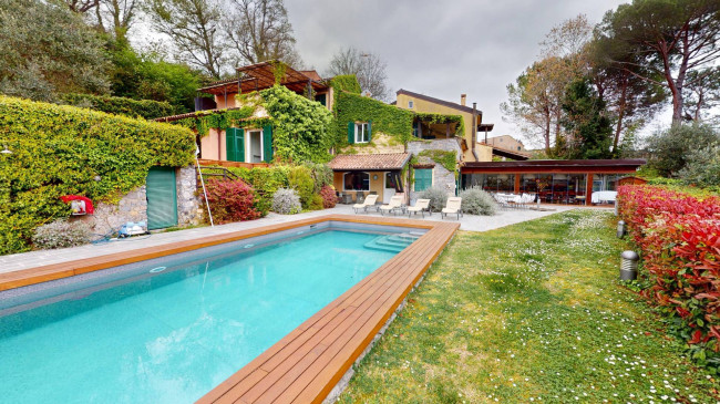 Villa in vendita a Garlenda