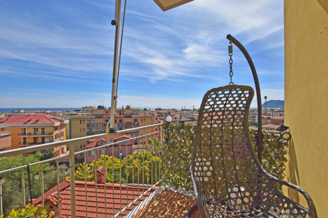 Trilocale in vendita a Alassio